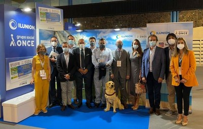 Foto de familia de la participación de responsables de Ilunion en el Congreso Nacional de Hospitales y Gestión Sanitaria