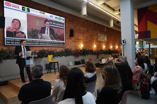 Alberto Durán durante la presentación del segundo programa RADIA