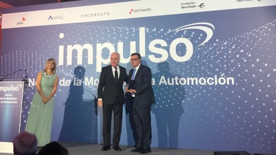 Martínez Donoso recoge el galardón