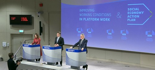 Momento de la presentación del Plan de Acción de la Comisión Europea