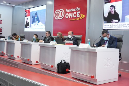 Cabecera del Patronato de Fundación ONCE presidida por la Infanta Margarita