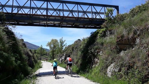 Vía Verde de la Plata Casas del Monte Baños Montemayor 