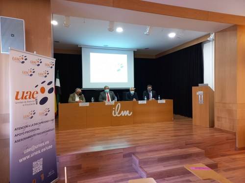 Presentación de la campaña 'Si tu subrayas yo no leo'