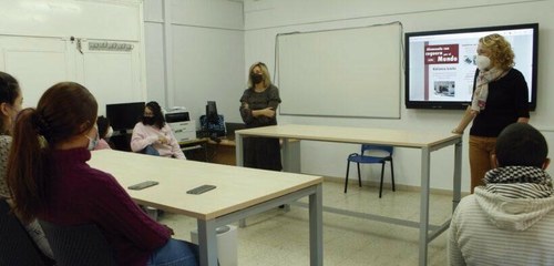 Una de las charlas organizadas  durante la semana de sensibilización  en Melilla