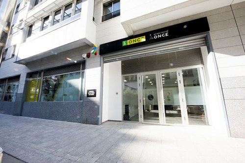 Fachada de la nuueva agencia de Elche