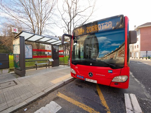Parada de la línea 18 de autobuses urbanos de Bilbao