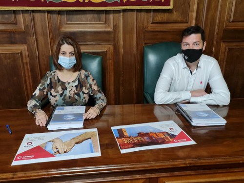 Emma Buj y Javier Domingo han dado a conocer el Plan Estratégico de Turismo que ha diseñado el Ayuntamiento de Teruel