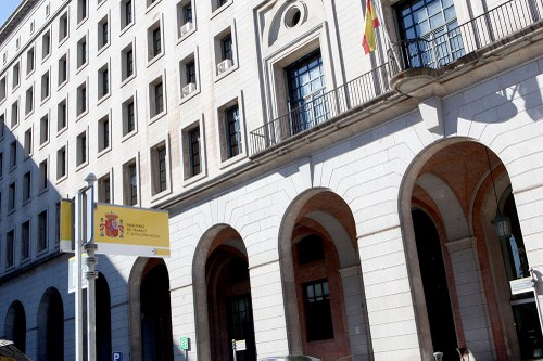 Fachada del Ministerio de Trabajo