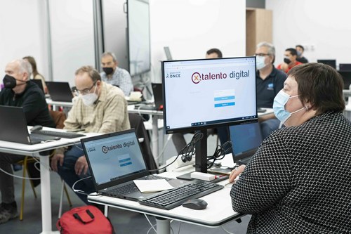 Participantes en el programa X Talento Digital