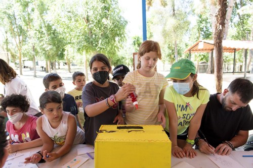 Foto de archivo del campamento de verano de 2021