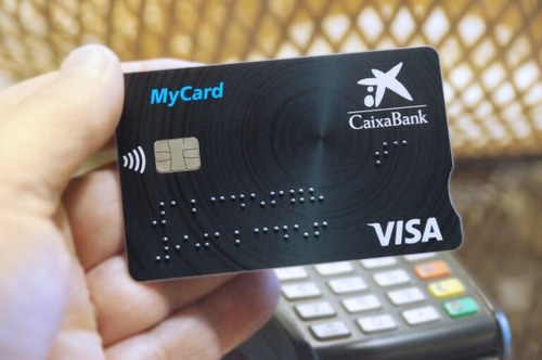 Tarjetas Visa CaixaBank en braille