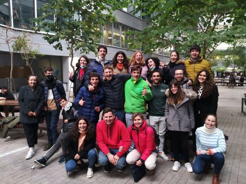 Alumnos graduados en la US