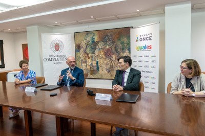 De izda a dcha: Mercedes García, Joaquín Goyache, Alberto Durán e Isabel Martínez