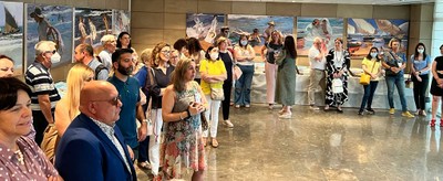 Visitantes a la exposición ‘Sorolla en tus Manos’