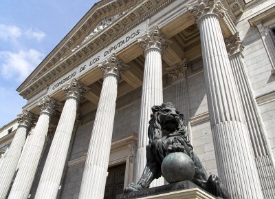 Fachada de la Puerta de los Leones del Congreso de los Diputados