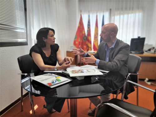 Momento de la reunión con la alcaldesa de Orihuela