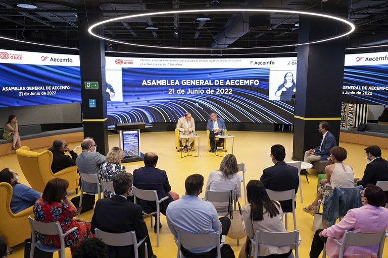 Momento de la Asamblea de Aecemfo