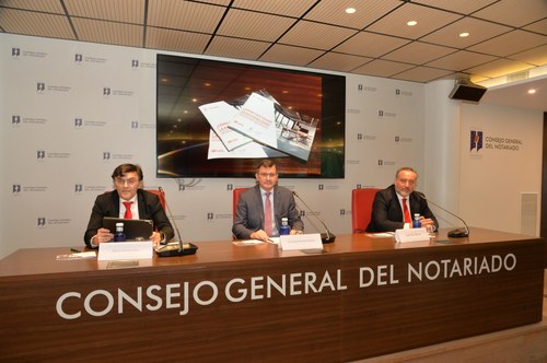 Acto de presentación de la guía para notarios