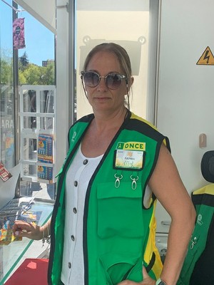 Fátima Velasco en su kiosco