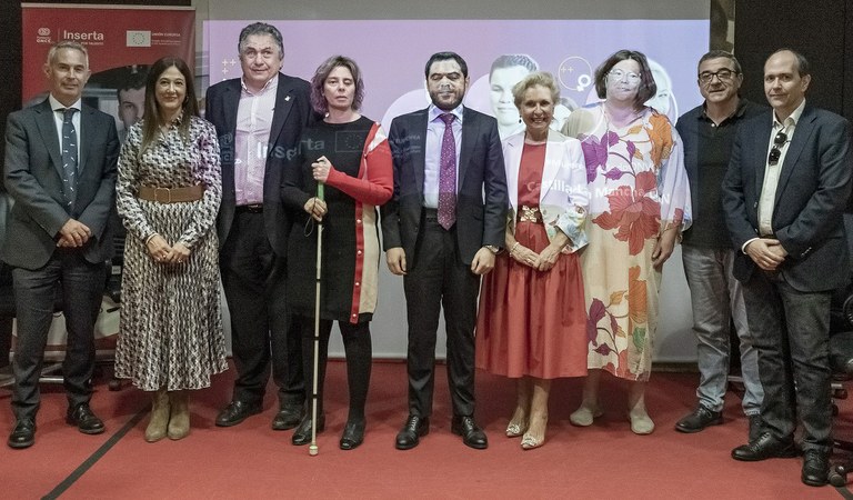 Foto de familia de los participantes en la jornada celebrada en Toledo