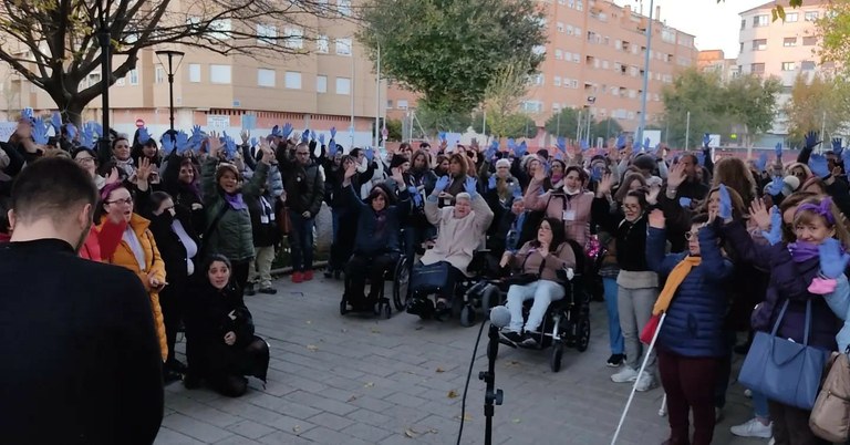 Concentración de mujeres y niñas con discapacidad el 25N en Albacete