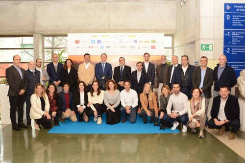 Asistentes a la reunión del Comité Paralímpico Español con patrocinadores 