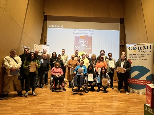 Foto de familia de ganadores y finalistas del Concurso
