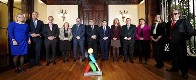 Los miembros del Consejo General posan ante Oncelio
