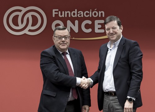 Martínez Dosono y Bullido en el acto del acuerdo