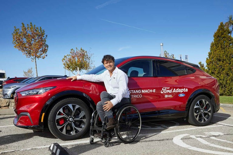 Nuevo coche adaptado de Ford, eléctrico
