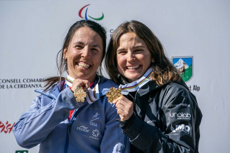 Raquel Martínez e Irati idiakez | Foto de Oriol Mola/Comité Organizador del Mundial de Snowboard
