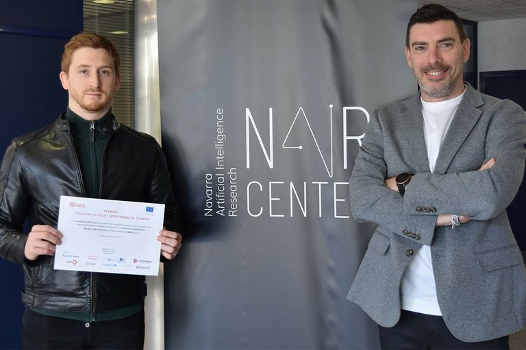 Nicanor Zalba, investigador de NAIR Center, y Gorka García, gerente de la entidad