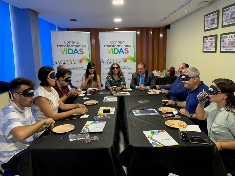 Desayuno a ciegas durante la semana en Murcia