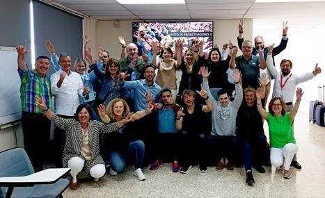 algunos de los participantes en la formación de toda la estructura comercial de juego de la ONCE