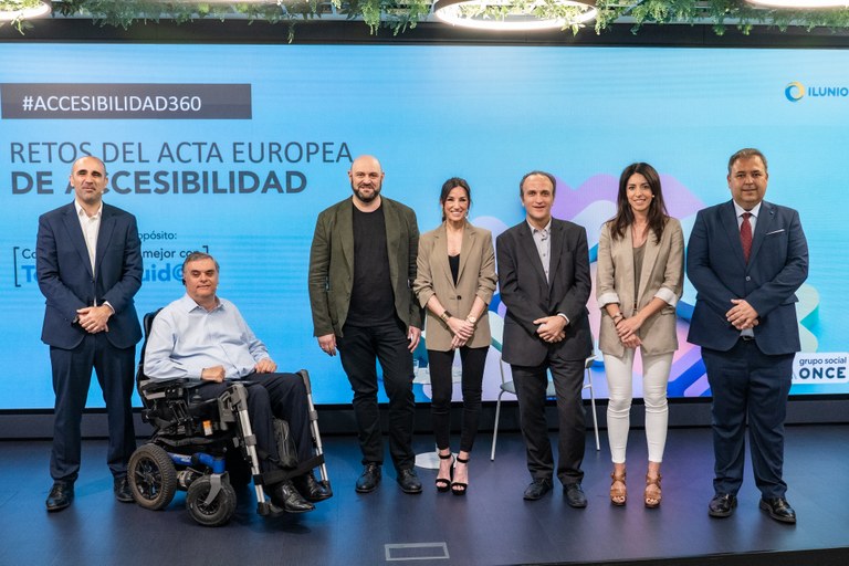 Participantes en la jornada de accesibilidad de Ilunion
