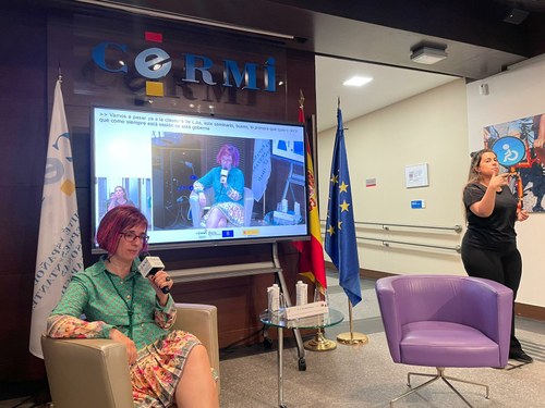Momento de la intervención de Pilar Villarino