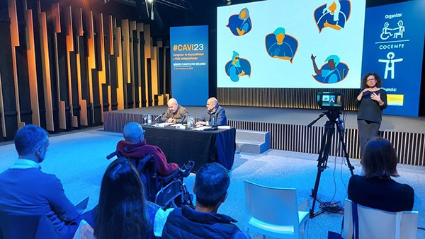 Intervención de Luis Cayo Pérez