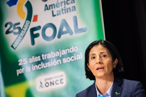 Estefanía Mirpuri en una intervención