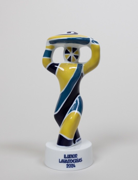 Estatuilla de Sargadelos realizada para Ilunion Lavanderías