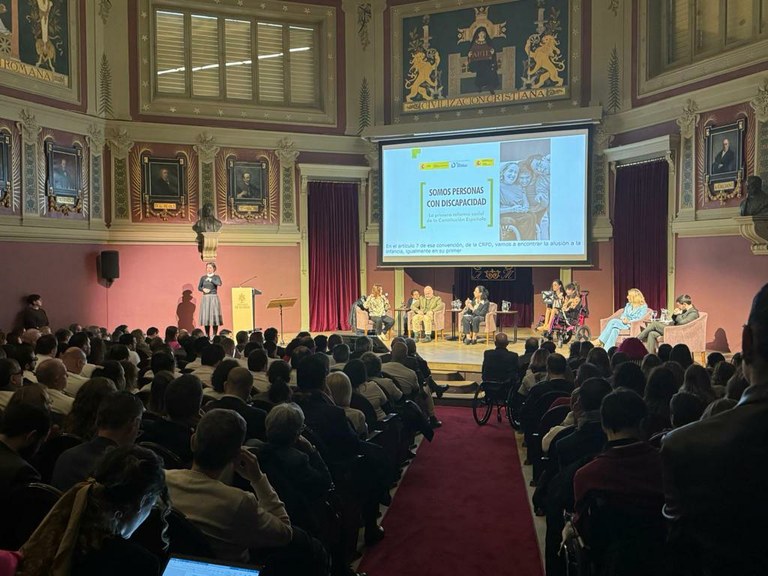 Un momento del acto en el Ateneo