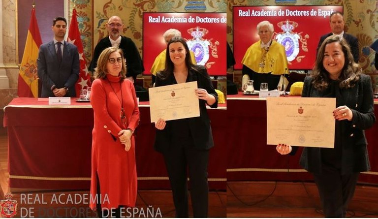 Foto de las premiadas junto a Isabel Martínez Lozano