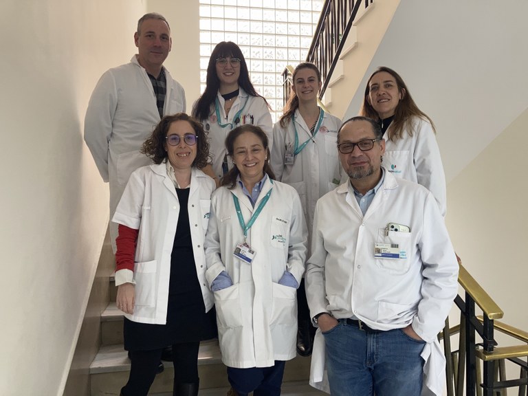 La doctora Cortón y el resto de su equipo