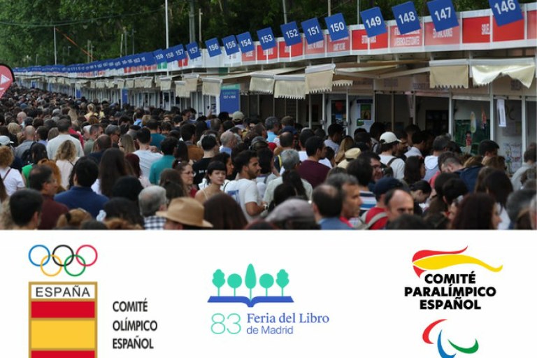 Imagen de la Feria del libro con los logos del COE y del CPE