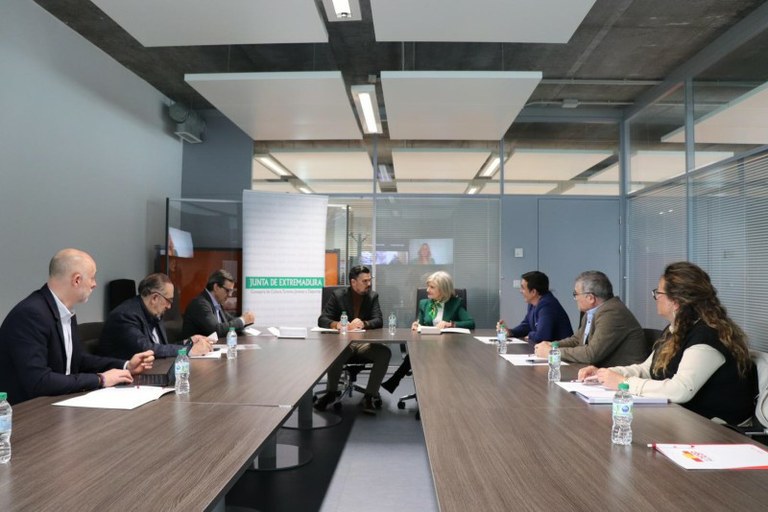 Reunión de la ADESP con la Junta 