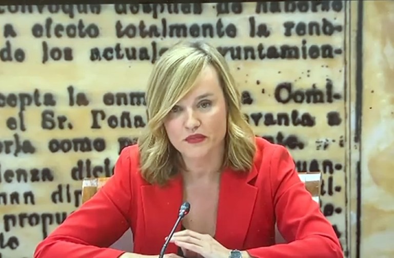 Pilar Alegría durante su comparecencia en el Senado