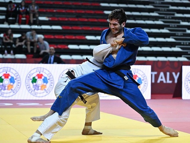 Sergio Ibáñez en pleno combate
