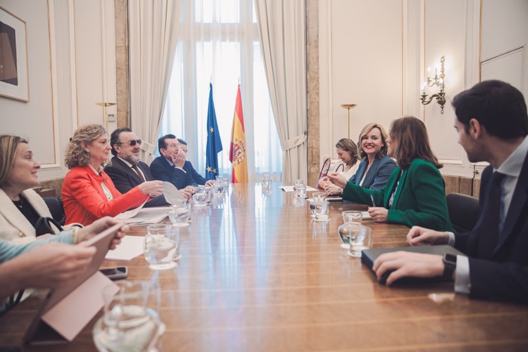 Reunión de los responsables de la ONCE con la ministra Alegría