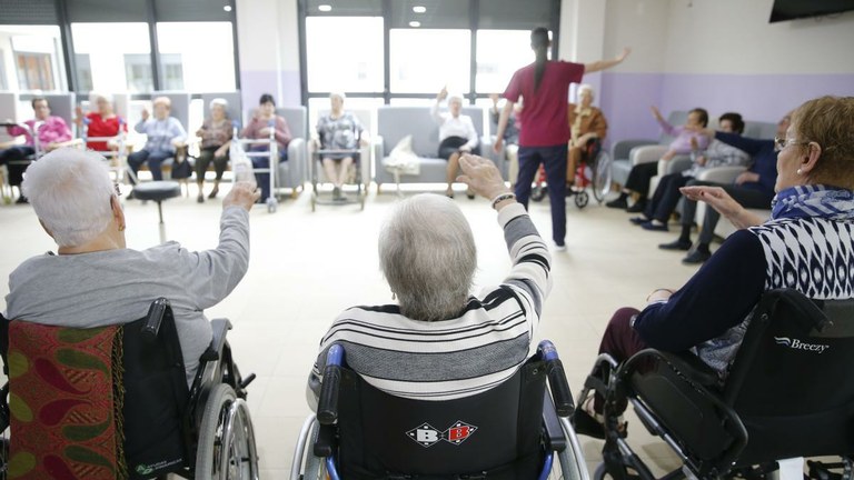 Personas mayores con discapacidad en una residencia