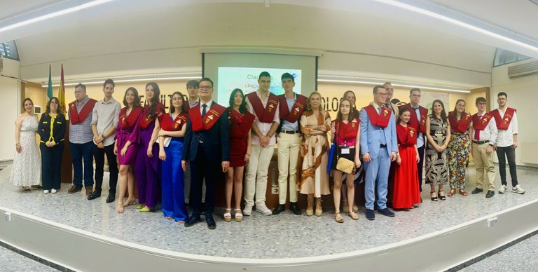 Alumnos graduados en Extremadura