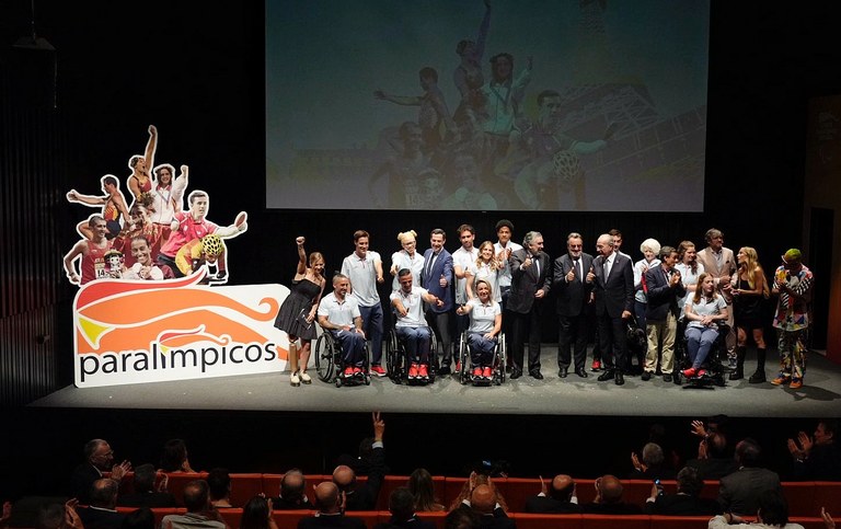Acto de presentación de la equipación